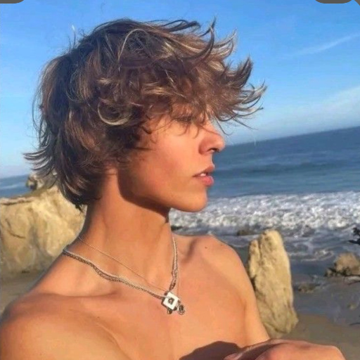 Kade 🌊 — Romance AI character